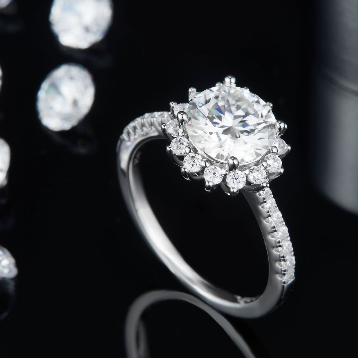 White 2 Carat Moissanite 925 Sterling Silver Ring
