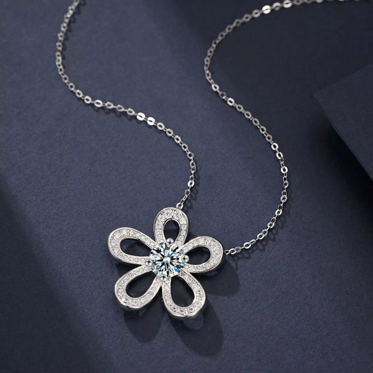 1 Carat Moissanite 925 Sterling Silver Flower Pendant Necklace