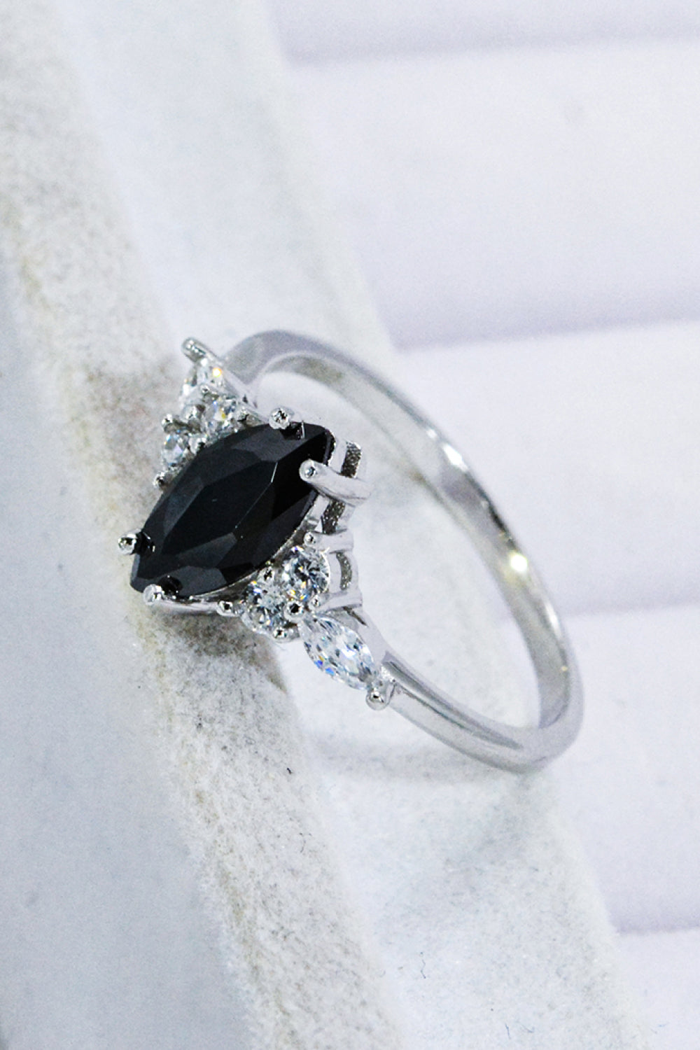 Sterling Silver Black Agate Ring